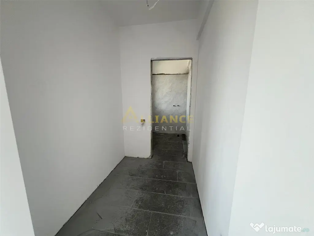 Vila Individuala - 5 camere-3 bai-Strada Miorita-500 M de S