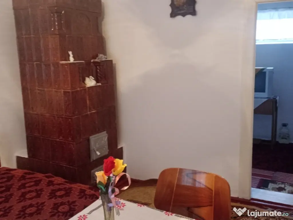 Casă la țară de vânzare