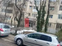 Vindem apartament 2 camere in Crangasi