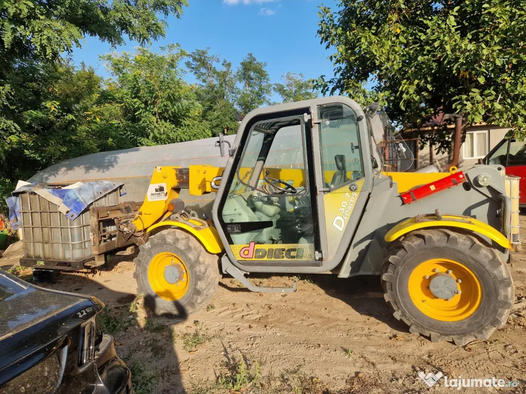 Manitou de vanzare încărcare telescopica si translație m