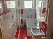 Garsoniera renovata 35 mp/ Metrou 1 decembrie la 3 minute 