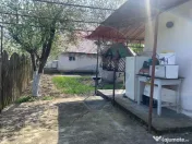 De vânzare casă cu 3 camere și teren 1090 mp în Ant 