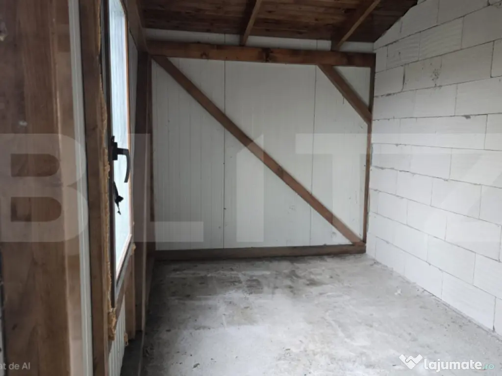 Spatiu industrial Hala 106 mp, 5700 mp Teren- Livada