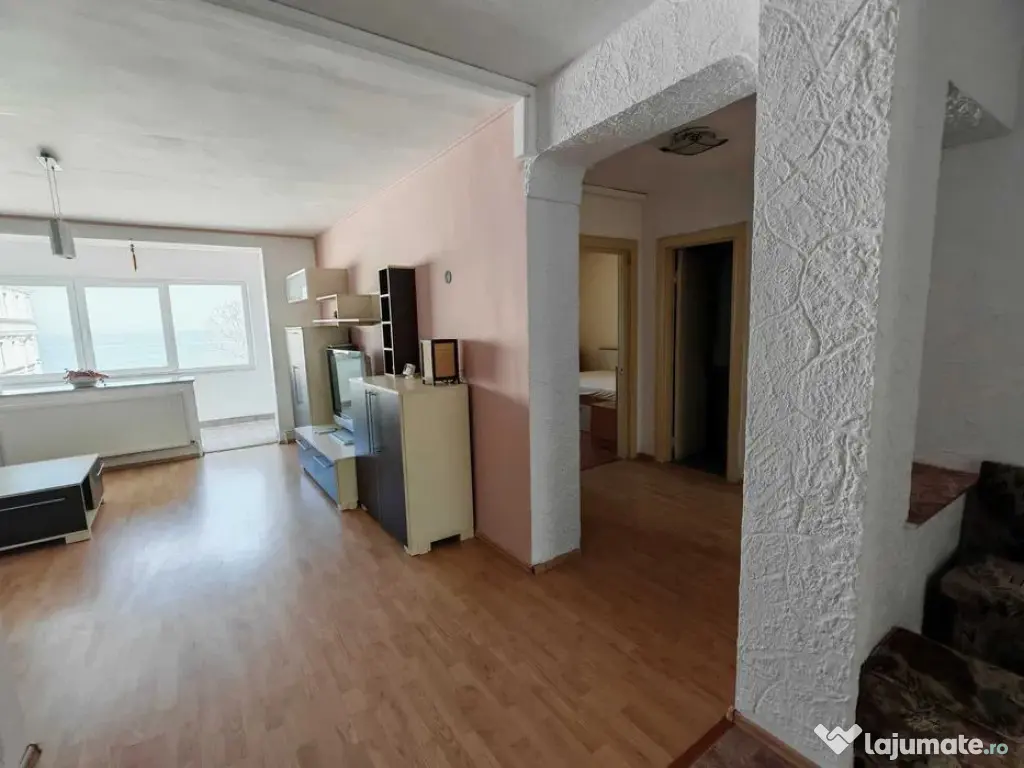 Apartament 4 camere Piata Ovidiu