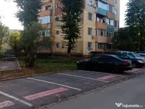 Vând apartament 2 camere, etajul 2, Târgu jiu, str. Brânduşei