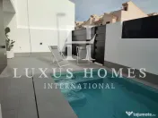 O vilă cu piscină, terasă pe acoperiș, la câțiva pași de toate facilitățile