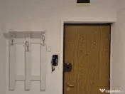 Muncii orzari etaj 4 