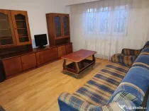 Închiriez casă la curte cu 2 camere,bucătărie,baie,debara,marchiza,hol