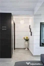 Apartament cu 2 camere | etajul 1 | parcare - zona Tractorul 