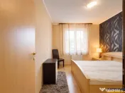 Tur 3D! Decomandat si ergonomic configurat, Semicentral, Bra 