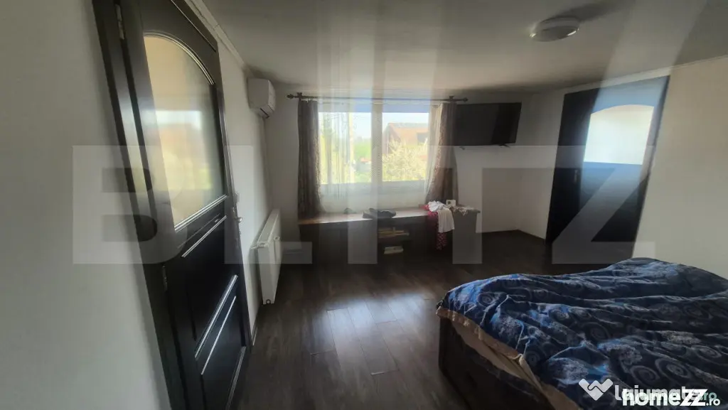 Casa 3 dormitoare de vanzare, 236 mp, teren 525 mp, Semicent - Satu Mare (Satu-Mare)