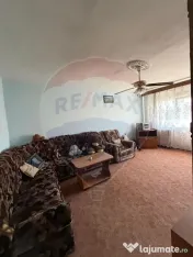 Apartament cu 3 camere de vânzare cu suprafata de 74mp 