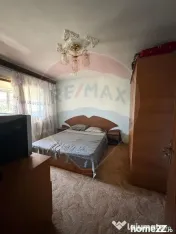 Apartament cu 3 camere de vânzare cu suprafata de 74mp