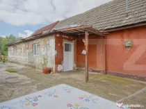 Casă de vânzare în Sânpetru – structură din lemn