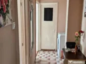 Aparetament 2 camere decomandat, zona Progresu, etaj 3. 