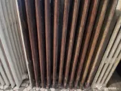 Vând calorifere de fontă 