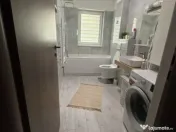 Apartament 3 camere, decomandat - zona Tractorul 