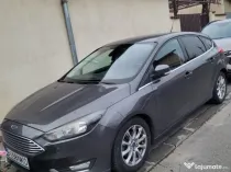 Mașina de vânzare Ford Focus anul 2017