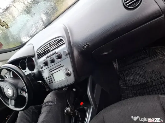 Seat Altea, an 2007, 1.9tdi = Rate cu buletinul