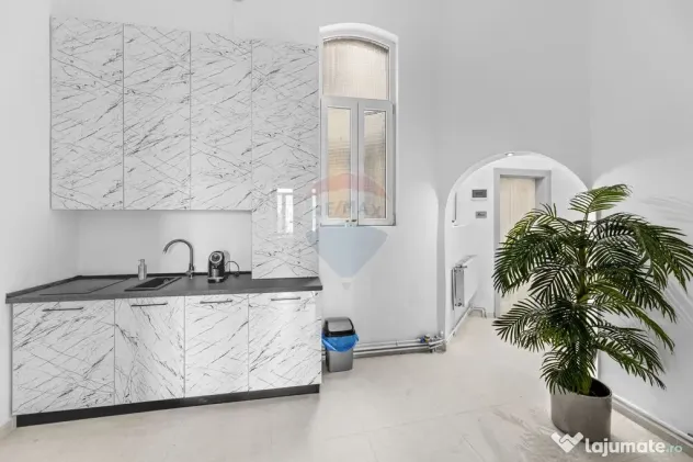 Apartament de lux în clădire patrimoniu, ultracentral??...
