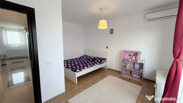 Duplex - 4 camere - 2 bai - 350mp teren