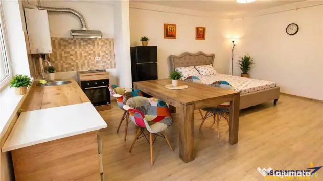 Garsoniera tip studio, cu balcon si loc de parcare, Sanpetru