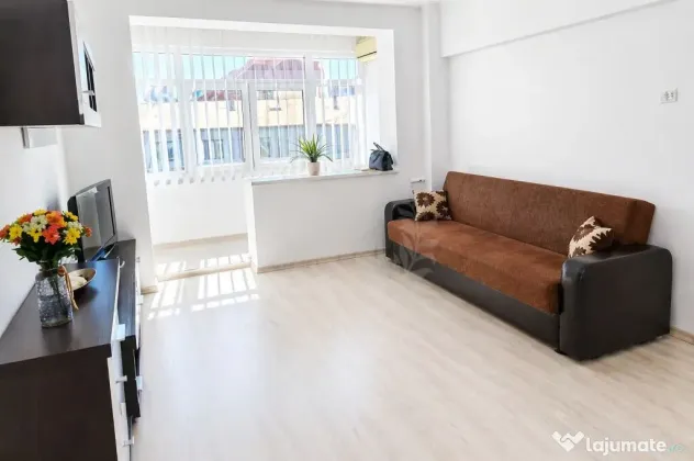Inchiriere apartament 2 camere, parcare proprie,