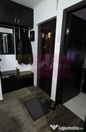 Apartament cu 2 camere de vânzare în Câmpina, zonă Ce... 