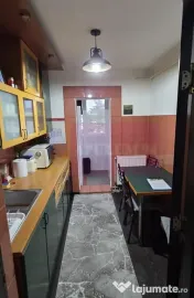 Apartament cu 2 camere de vânzare în Câmpina, zonă Ce... 