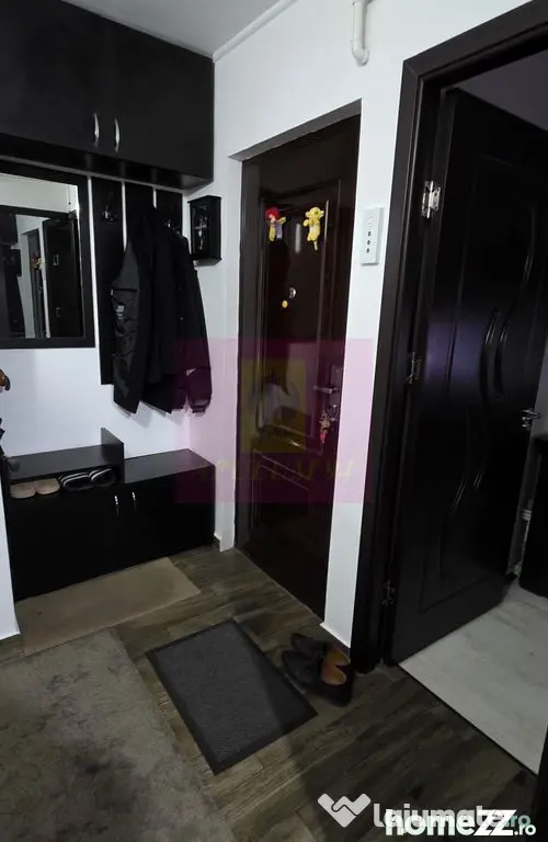 Apartament cu 2 camere de vânzare în Câmpina, zonă Ce... - Campina (Prahova)
