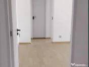 Apartament 2 camere, semidecomandat - zona Centrul Civic 