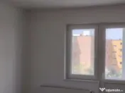 Apartament 2 camere, semidecomandat - zona Centrul Civic 