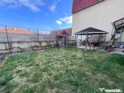Casa de inchiriat, 7 camere, 230 mp + 415 mp teren, garaj - 