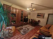 Apartament 3 camere de vanzare, in zona Casa de Cultura 