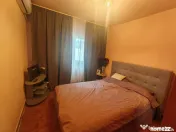 Apartament 3 camere de vanzare, in zona Casa de Cultura 