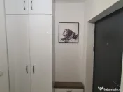 Închiriez studio 2 camere central 