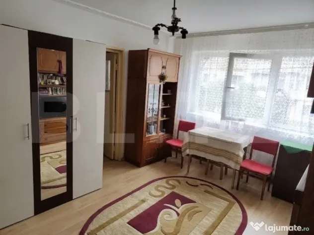 Apartament cu 2 camere, etaj 1/4, centrală proprie – opor