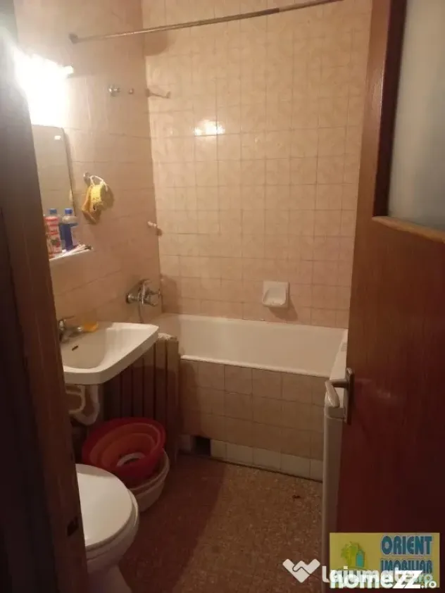 Tomis 3, apartament 3 camere, etaj 3, vanzari Constanta