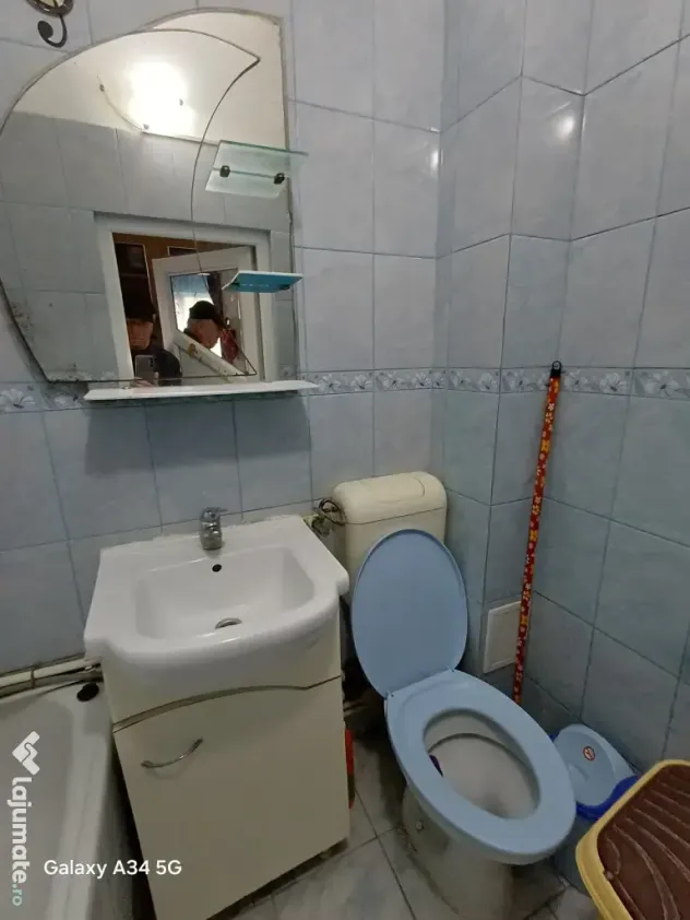 Închiriere garsonieră zona Far/Billa