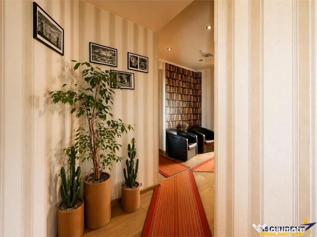 Resort cu perspectiva remarcabila in Centrul Istoric, Piata