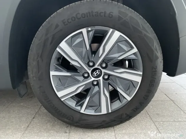 Hyundai Tucson alb