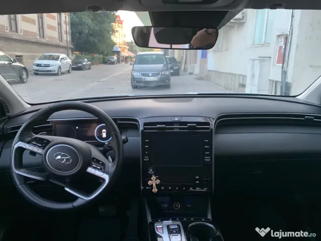 Hyundai Tucson alb