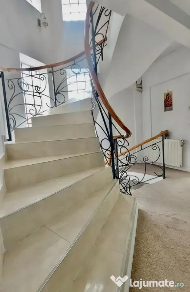 Vila 7camere/(348util,500teren,119ampr.)mp/5min.metrouAp....
