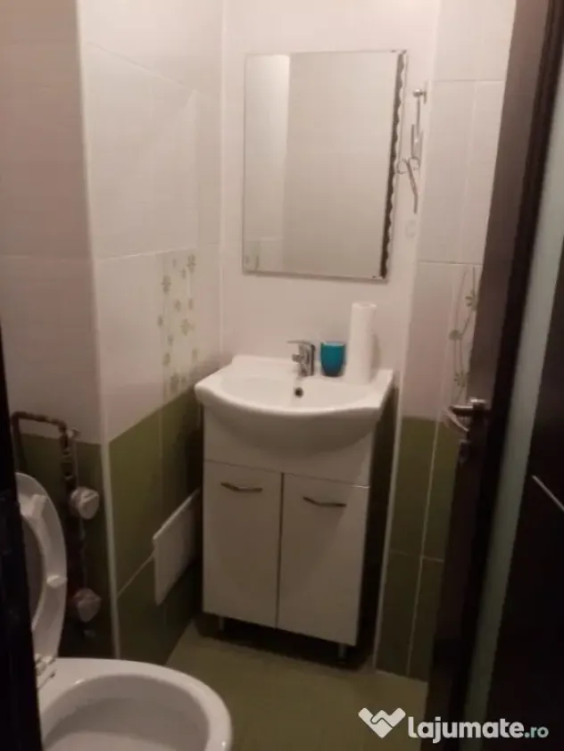 De inchiriat-Apartament 3 camere - Timpuri Noi, Sincai