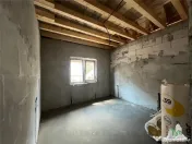 Casa P M Lumina-locatie excelenta- la cheie 