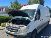 Vând autoutilitara 