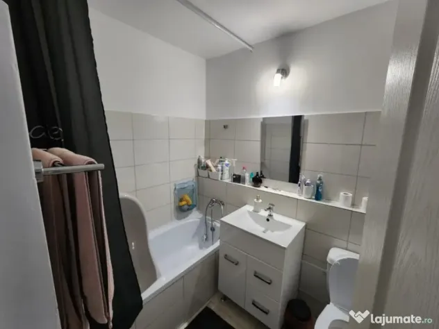 APARTAMENT CU 1 CAMERA , ETAJUL 3 , 41,5 MP , BLOC CU LIFT N