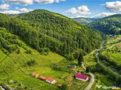 Teren la poalele padurii,Buzaiel,Vama Buzaului,DJ,constructi 