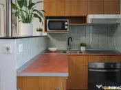 Camera de camin cu baie proprie si mica bucatarie, Astra, Br 