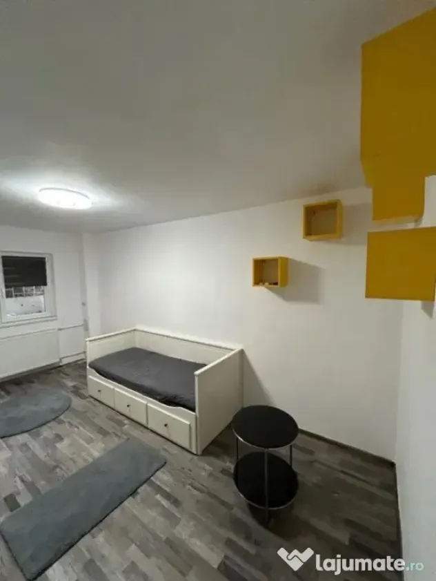 Timpuri noi vacaresti tineretului